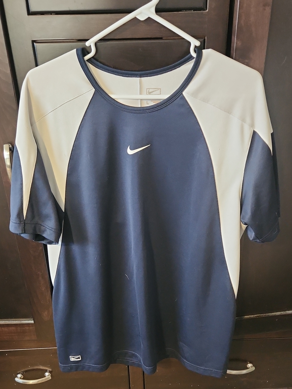 Nike Vintage Navy and White Performance Raglan Tee Sz. Large